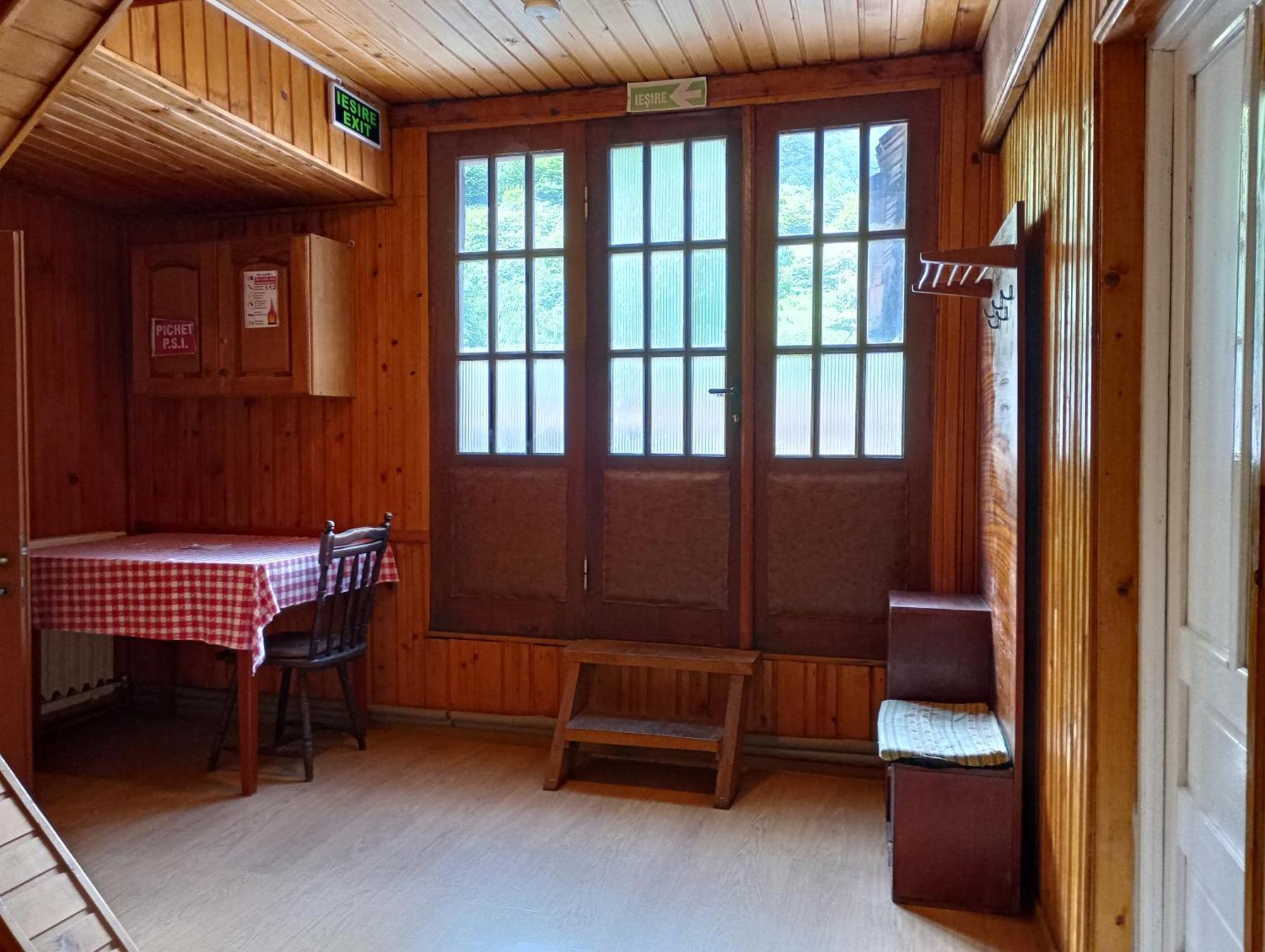 Pensiunea Irina 3 Zarnesti Exterior foto